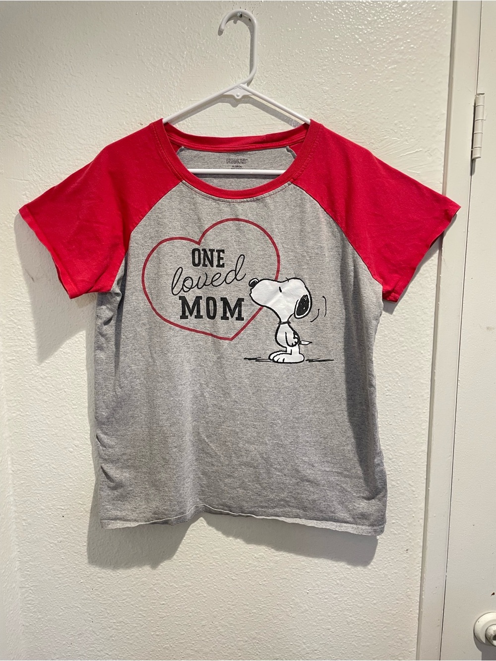 ❤️ Peanuts Snoopy ONE LOVED MOM Raglan Graphic Tee XL